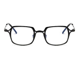 clip-on eyewear, magnetic sunglasses, minimal clip-on glasses, premium optical frames, prescription glasses, modern eyewear, designer eyewear, contemporary eyewear, lightweight eyewear, luxury minimal eyewear