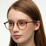 clip-on eyewear, magnetic sunglasses, minimal clip-on glasses, premium optical frames, prescription glasses, modern eyewear, designer eyewear, contemporary eyewear, lightweight eyewear, luxury minimal eyewear