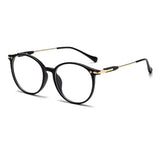 clip-on eyewear, magnetic sunglasses, minimal clip-on glasses, premium optical frames, prescription glasses, modern eyewear, designer eyewear, contemporary eyewear, lightweight eyewear, luxury minimal eyewear