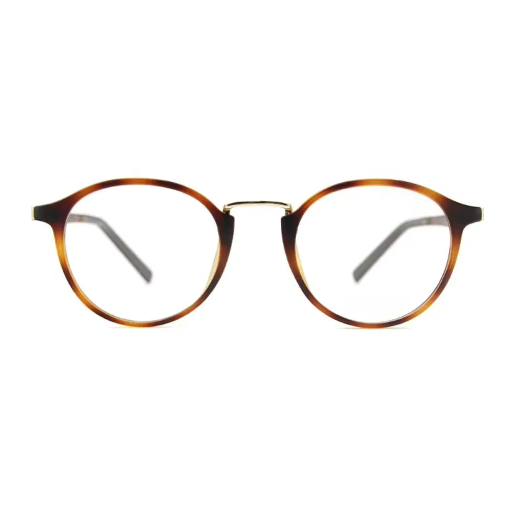 clip-on eyewear, magnetic sunglasses, minimal clip-on glasses, premium optical frames, prescription glasses, modern eyewear, designer eyewear, contemporary eyewear, lightweight eyewear, luxury minimal eyewear