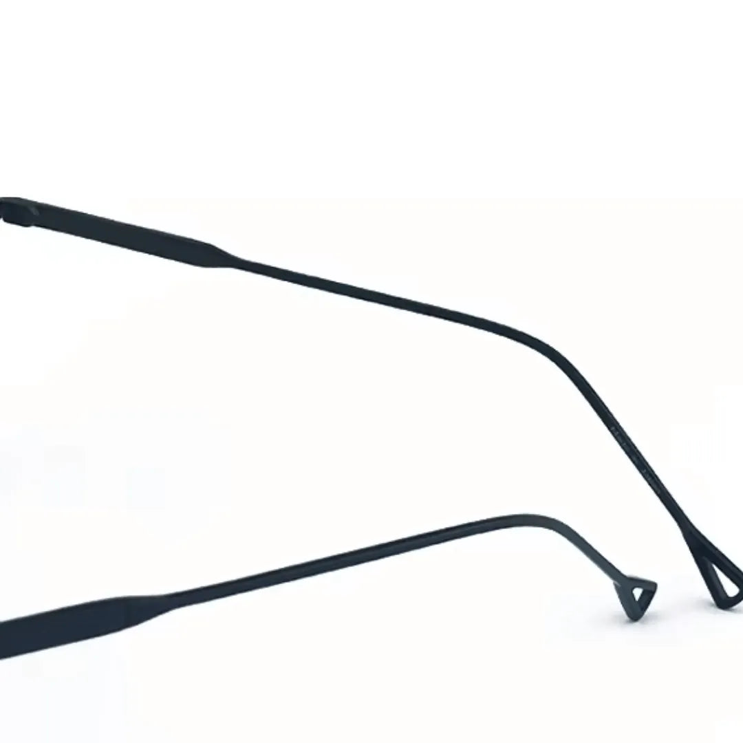 clip-on eyewear, magnetic sunglasses, minimal clip-on glasses, premium optical frames, prescription glasses, modern eyewear, designer eyewear, contemporary eyewear, lightweight eyewear, luxury minimal eyewear