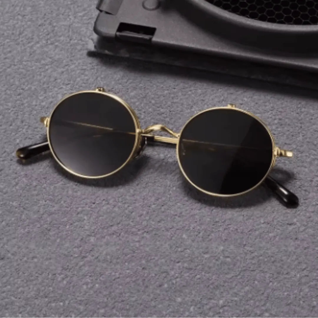 clip-on eyewear, magnetic sunglasses, minimal clip-on glasses, premium optical frames, prescription glasses, modern eyewear, designer eyewear, contemporary eyewear, lightweight eyewear, luxury minimal eyewear