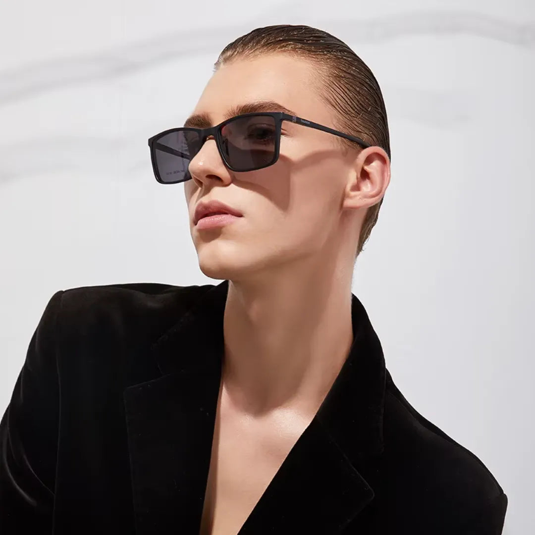 clip-on eyewear, magnetic sunglasses, minimal clip-on glasses, premium optical frames, prescription glasses, modern eyewear, designer eyewear, contemporary eyewear, lightweight eyewear, luxury minimal eyewear